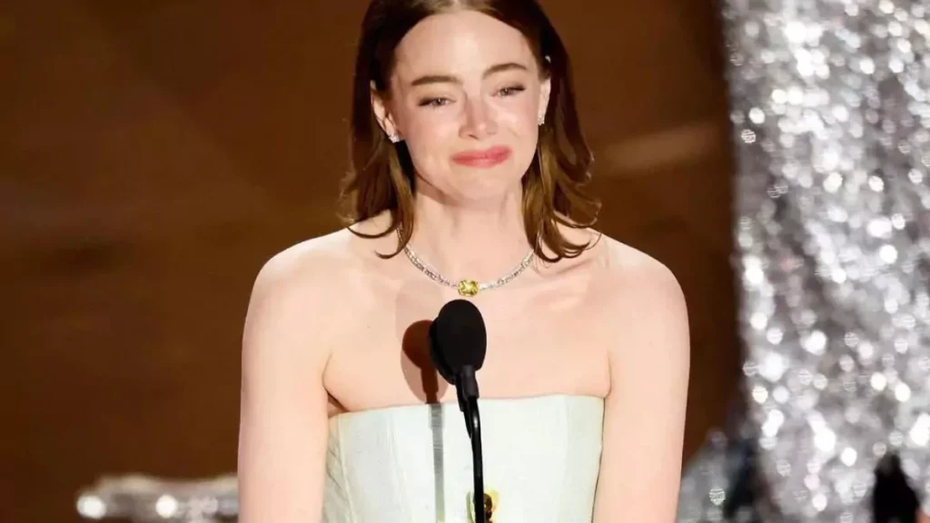 Emma Stone won The Best Actress Award in Oscars 2024