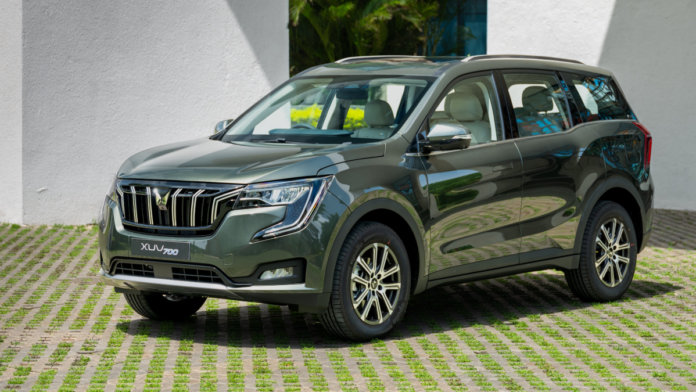 Mahindra XUV700 Crosses 2 Lakh Production Milestone With New Colors