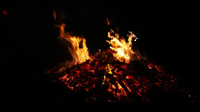 Holika Dahan Significance: Spiritual Meaning and Importance in Human Life