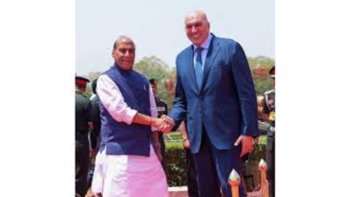 Rajnath Singh Urges Italy Not to Share Defence Tech with Pakistan During Key Talks in Delhi