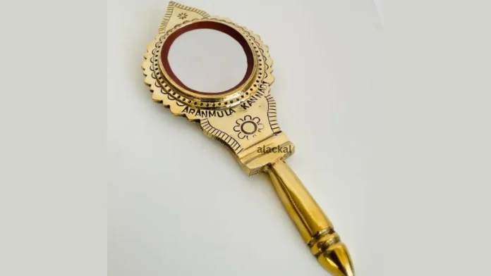 The 500-Year-Old Metal Mirror from Kerala That Shows You the Truest Version of Yourself—Aranmula Kannadi