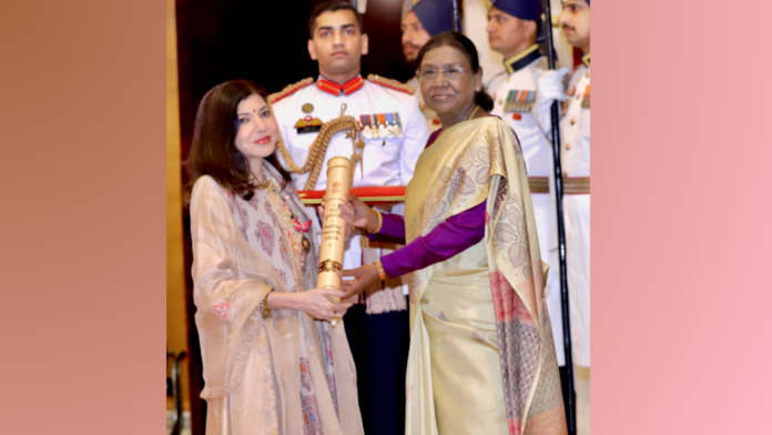 Alka Yagnik Receives Padma Bhushan, Shares Emotional Message After Two-Year Absence from Public Life