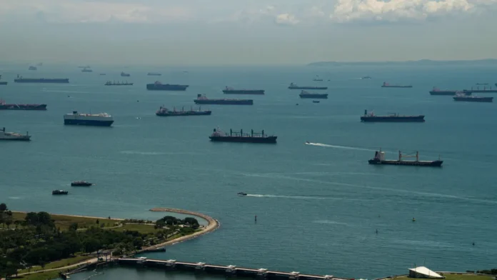 Iran and United States Reach Peace Understanding, Oil Prices Drop as Strait of Hormuz Reopens