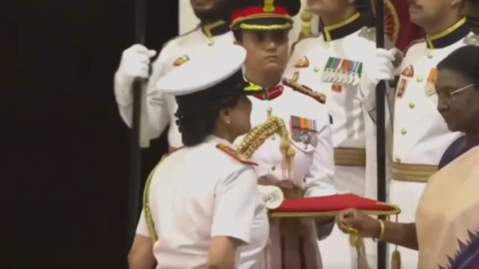 Who is Vice Admiral Arti Sarin? DGAFMS Receives Param Vishisht Seva Medal